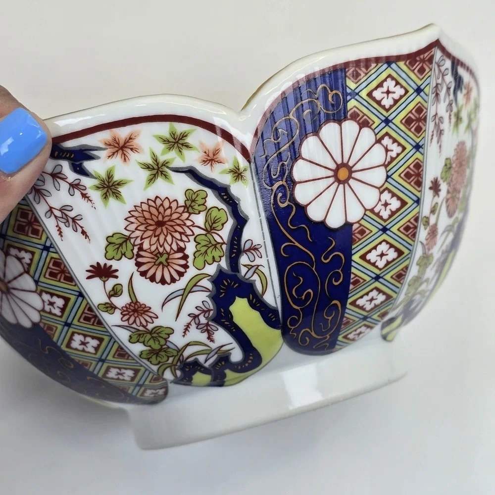 Vintage Imari Ware Japan Scalloped Porcelain Serving Bowl Gold Trim Floral 8
